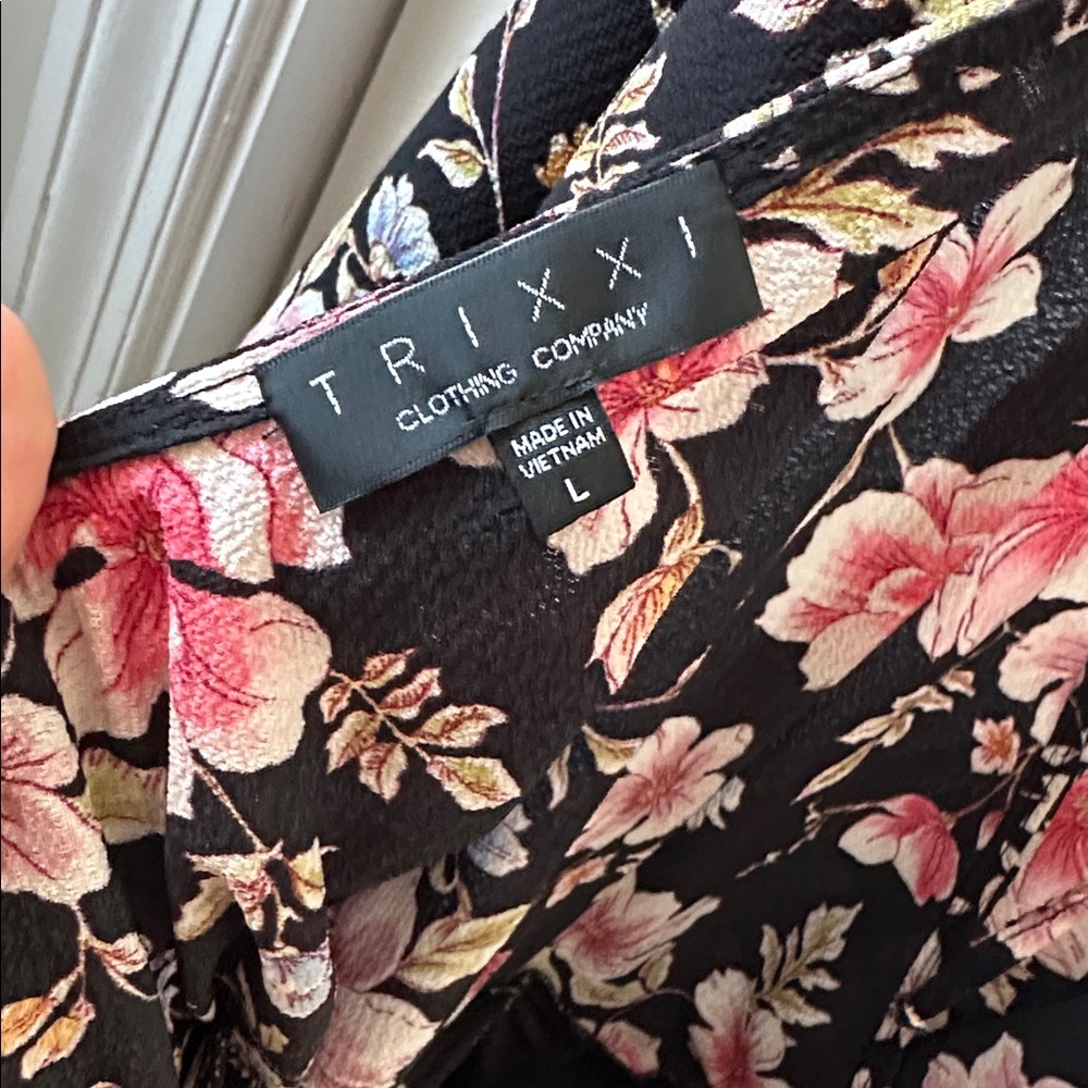 Trixxi Black Romper with Floral Pattern Size L - Picture 7 of 8